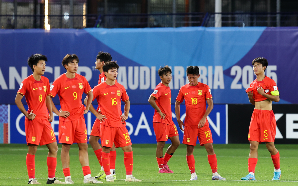 U17亚洲杯小组赛第二轮，国少1-2不敌乌兹别克斯坦遭遇两连败，提前一轮宣告出局