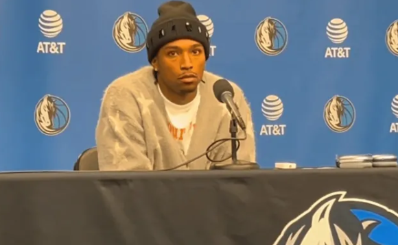 NBA常规赛，独行侠114-116不敌雄鹿。
赛后，后卫布兰登-威廉姆斯接受了记