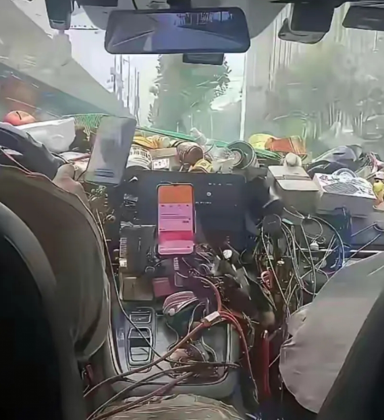 车子能糟蹋成这样也是牛了