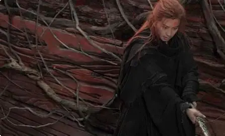    《刺杀小说家2》是完完全全不按“套路”出牌的一部电影，娱乐性观赏性兼具。看