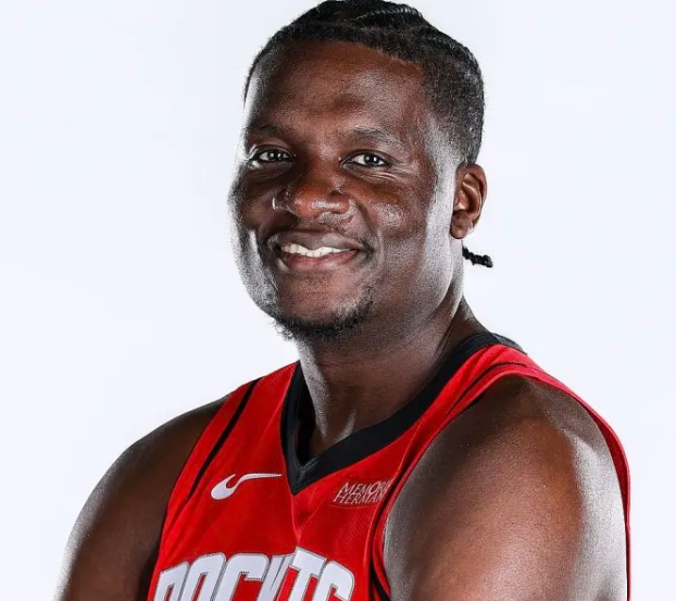 美国篮球媒体更新社媒：“今日克林特-卡佩拉的得分、篮板、助攻和盖帽都比德安德烈-