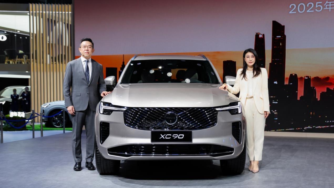 面对油电选择，安全是唯一的答案：从XC90到XC70，沃尔沃安全信仰跨越油电时代