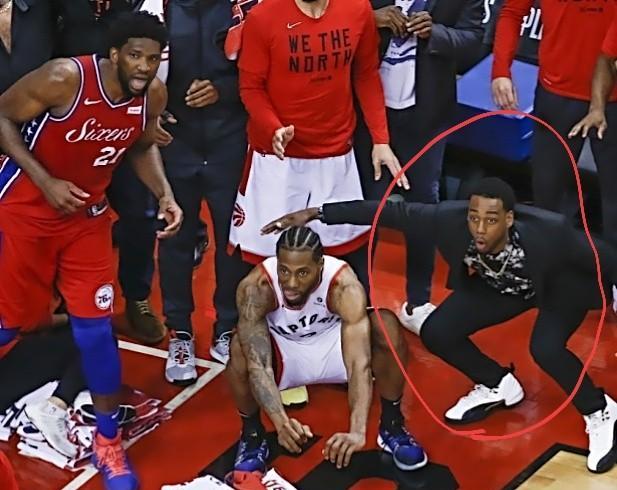 瘦死的骆驼比马大，要不说还得是NBA球员，乔丹劳埃德这次彻底杀疯了！
目前他高居