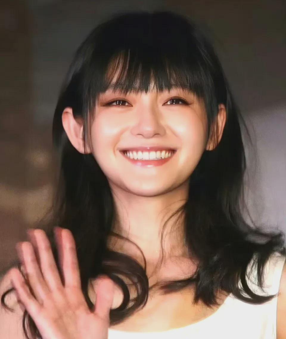 杉菜安息！徐熙媛安葬，粉丝以歌缅怀