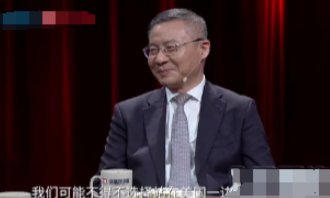 不装了，新加坡前外长杨荣文表示，若必须选边站，新加坡会站到美国一边！6月10日，