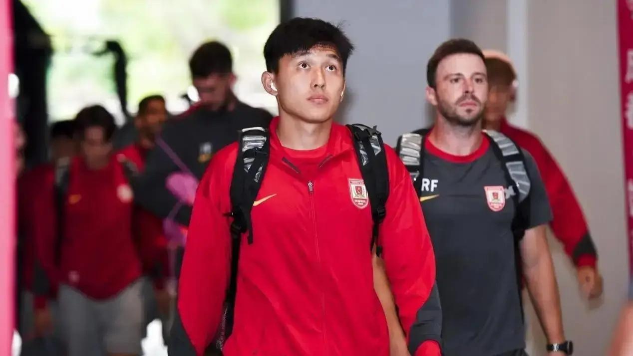 国安26万签下新后腰王禹，冬训表现获主帅认可