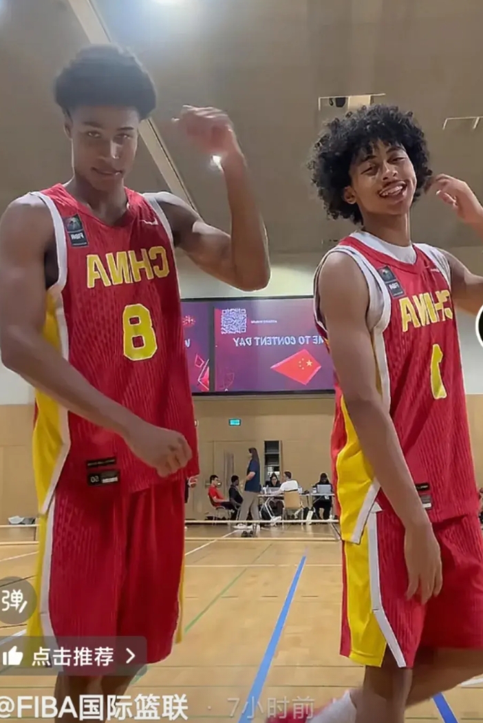 FIBA官发中国队彰华非、朱正跳舞视频！
U19世界杯明天在瑞士洛桑开赛，今天，