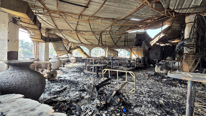 印度夜总会发生严重火灾，至少25人死亡