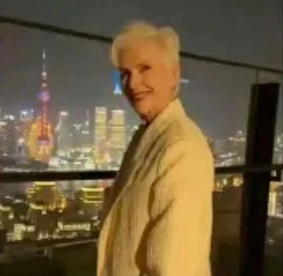 美国：有钱的送妈妈来中国，没钱的在国内含MAGA
韩国：有的来中国旅游，没钱的