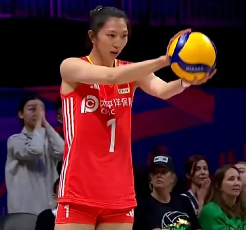 吴梦洁顽强拼搏尤可贵，决胜局三连扣战胜德国

16-16、17-16、18-16