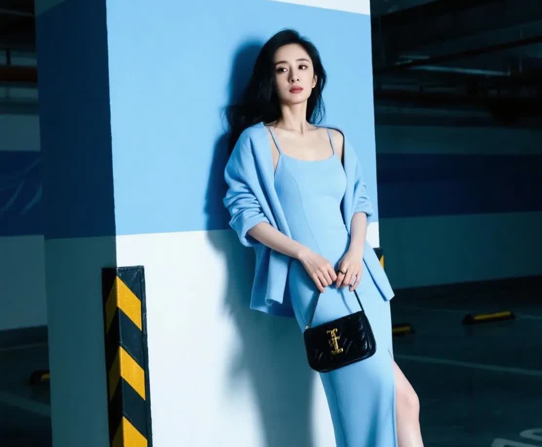 杨幂马上踏入40岁的年龄，你还会喜欢她吗？

杨幂曾经是多少90后的白月光，