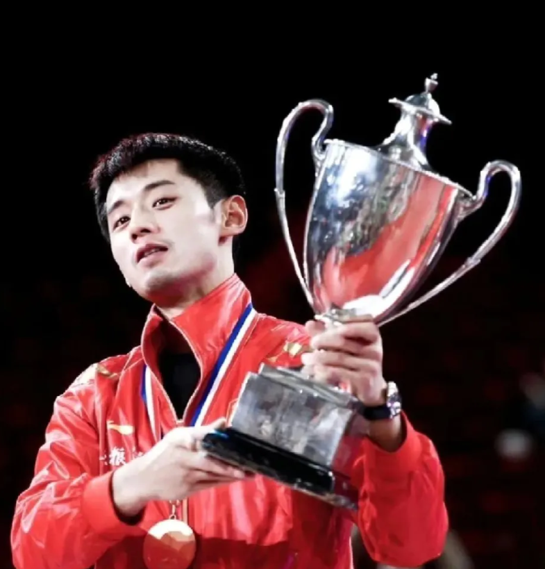有人问为什么张继科胜诉这么大的事
当年谣言满天飞如今真相大白了却没热度
网友回答