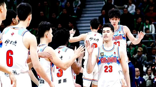 疆辽大战时间调整！3因素对杨鸣不利，辽宁外援恐遭CBA联赛追罚