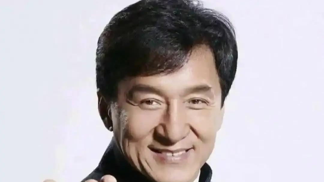 成龙爆冷爆料拒拍《霸王别姬》，只因公司铁律：戏中不能死