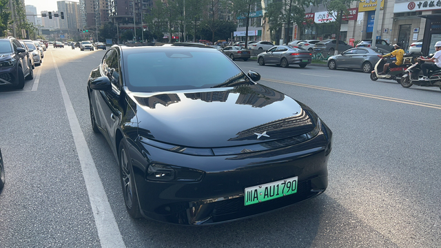 P7ipro提车29天今天来分享一下
充电方面
对于我这种续航焦虑的人一直都是还