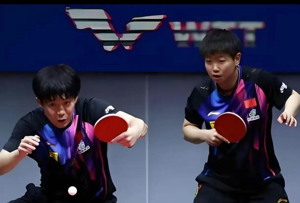 三连冠！谈何容易啊！孙颖莎、王楚钦不愧是中国骄傲！他们配合默契度已经到了登峰造极