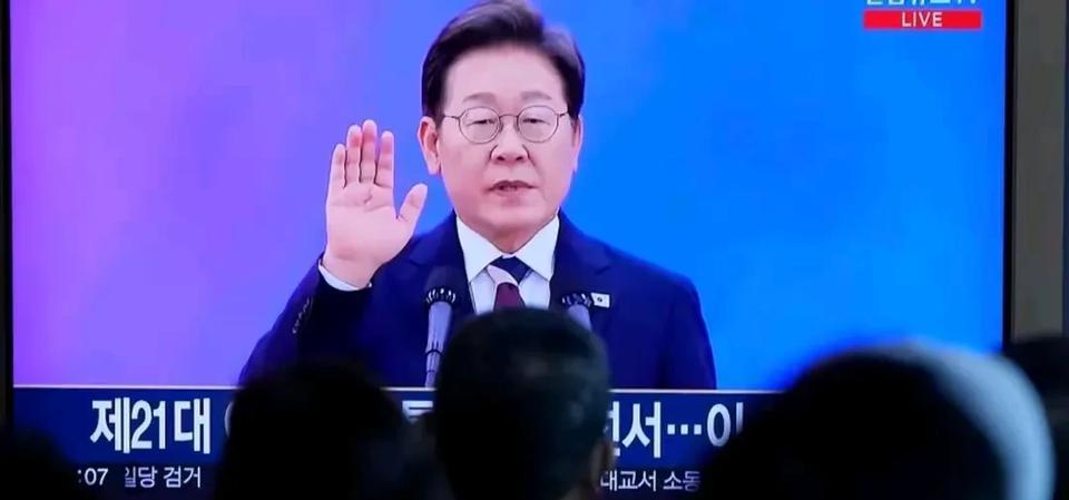 李在明就任总统，但别高兴太早，两个月后还有可能再选总统！
李在明就任韩国总统了，