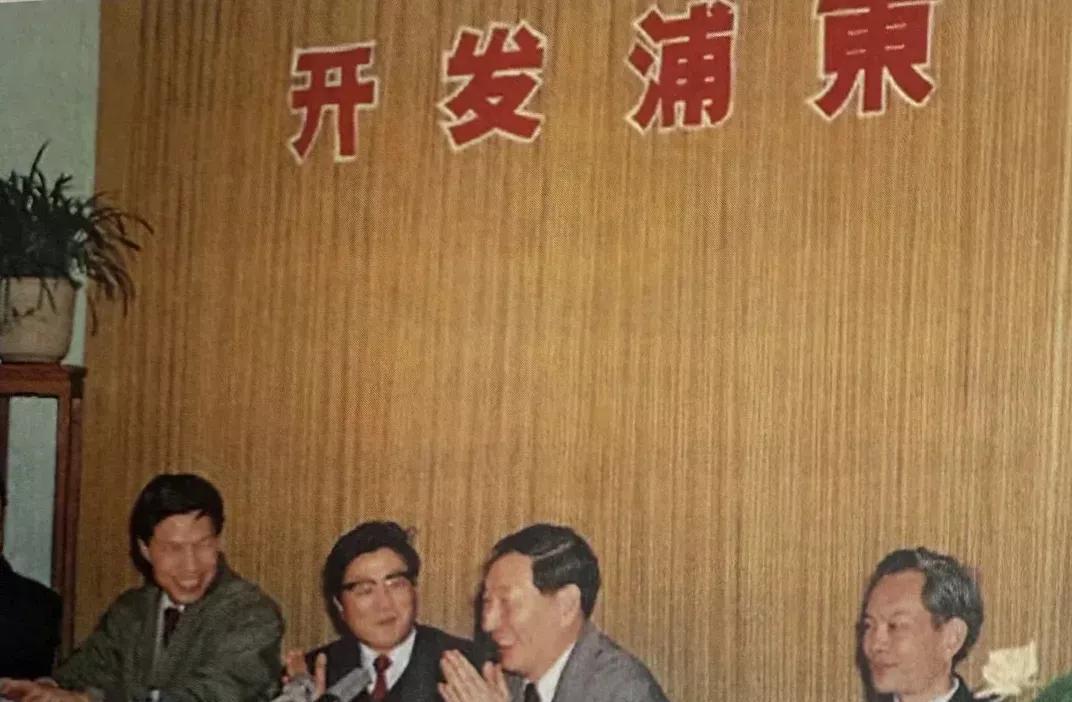 1990年5月3日，上海，老照片欣赏！