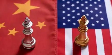 站在中国人的视角来看，好像美国一直在步步紧逼，又是提关税又是制裁，但站在美国人的
