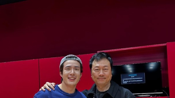 TVB男星哭诉没剧拍，独自北上奔走极狼狈，冒雨面试成功赢得男一机会