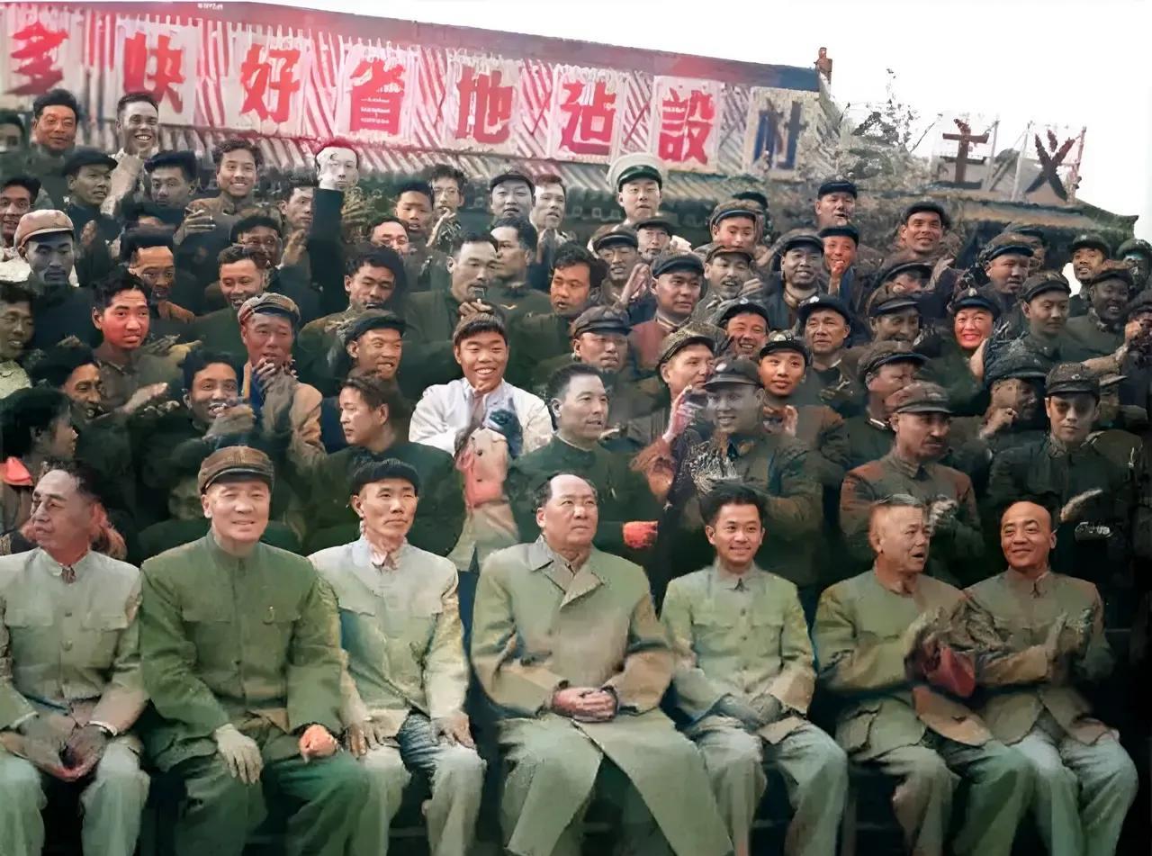 鼓足干劲，力争上游，多快好省地建设社会主义！这个标语大家还记得吗？