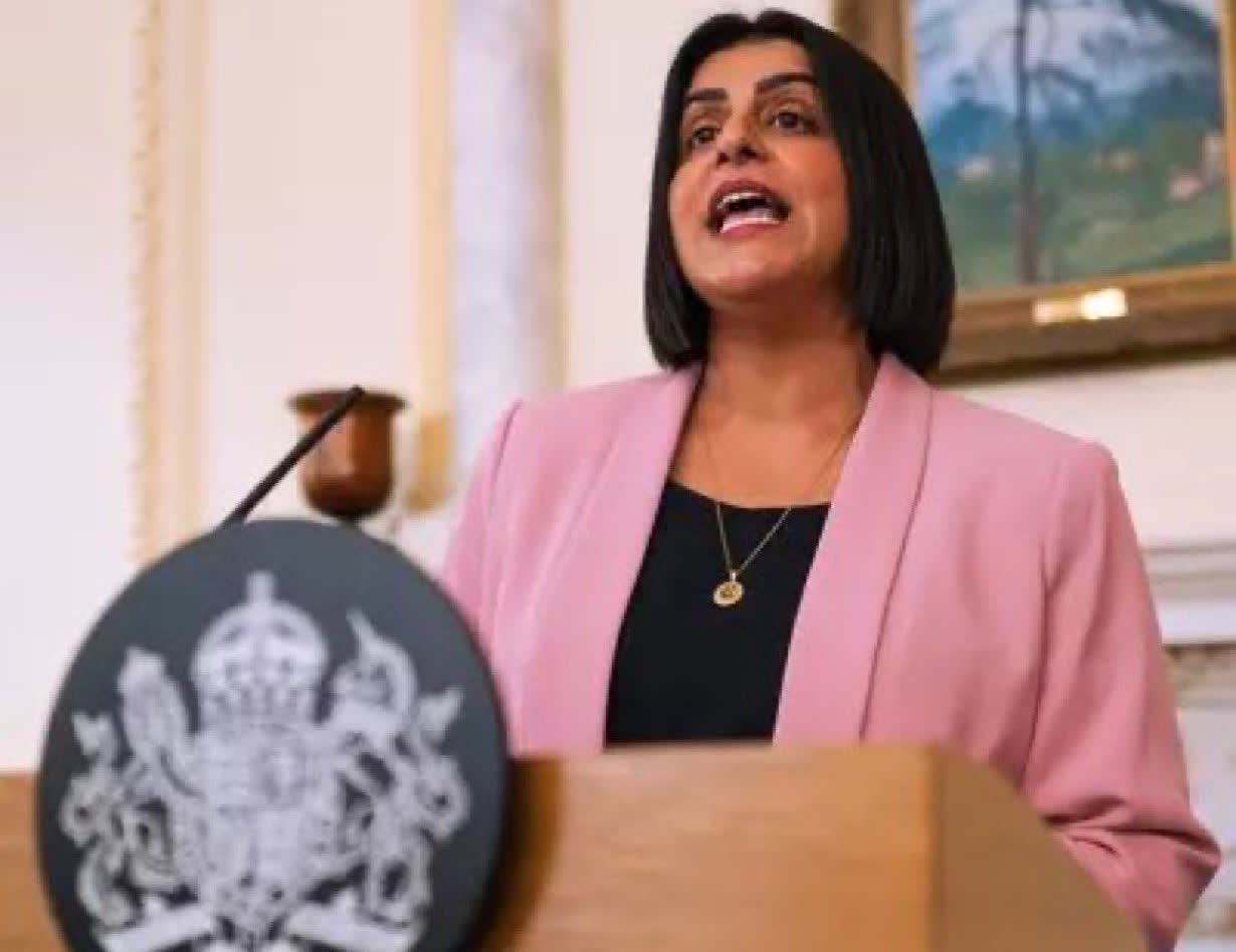 英国🇬🇧
英国历史上首位穆斯林女性内政大臣Shabana Mahmood称