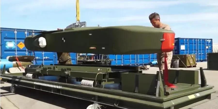 俄罗斯发出警告：
如果德国提供导弹给乌克兰打击了莫斯科，那么俄罗斯将义不容辞给柏