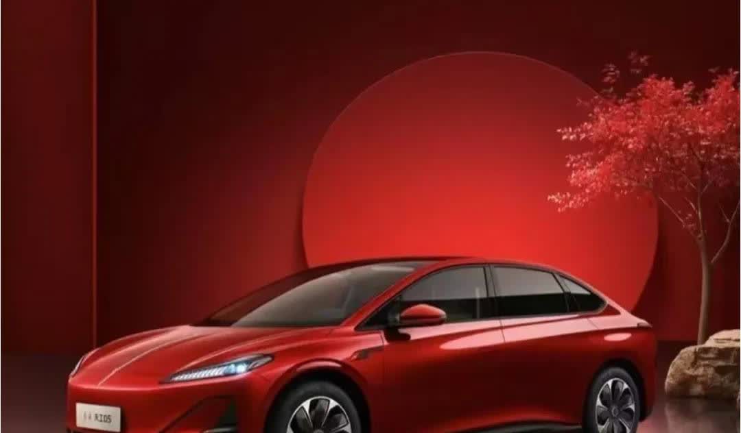 这就是现实啊!
电车30万:使用10年,电费1万,
卖1.5万;
油车30