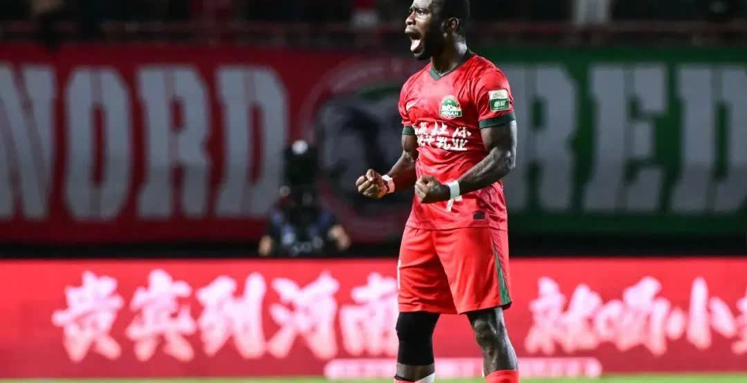 申花球迷期待河南下一轮能在客场阻击海港！我认为河南只要打出与新鹏城的比赛内容，客