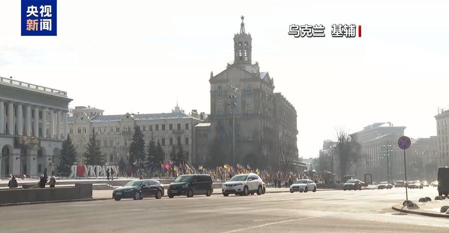 乌克兰与美国的矿产协议终于落地，背后的真相却让人心生疑虑。乌克兰总理宣布完美谈判