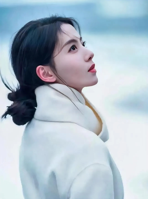 一对情侣，领证前，因为女人不愿做婚检，而吵闹起来。女人怒不可遏地说：要求婚检就是