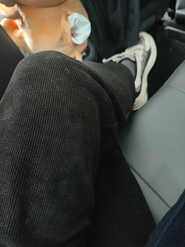 新车行驶1800公里
新车刚提1个月，已行驶了1800公里，乡村路居多，一般就5