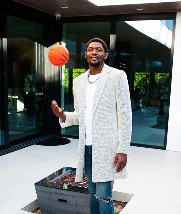 快船新援布拉德利-比尔真是太悲催了！最近ESPN评选出了NBA新赛季百大球星榜，