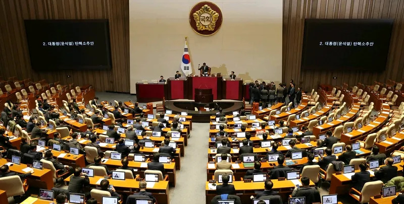 伊锡悦弹劾案宣判结果











韩国总统伊锡悦的命运，将在4月4日清