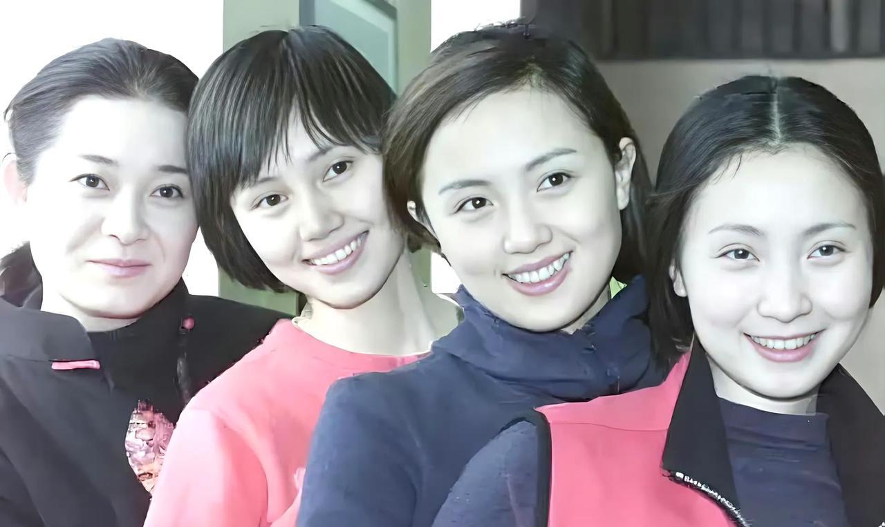 小陶虹发文悼念朱媛媛，催泪回忆两个人之间的点点滴滴，从校园到各自结婚生子，感叹：