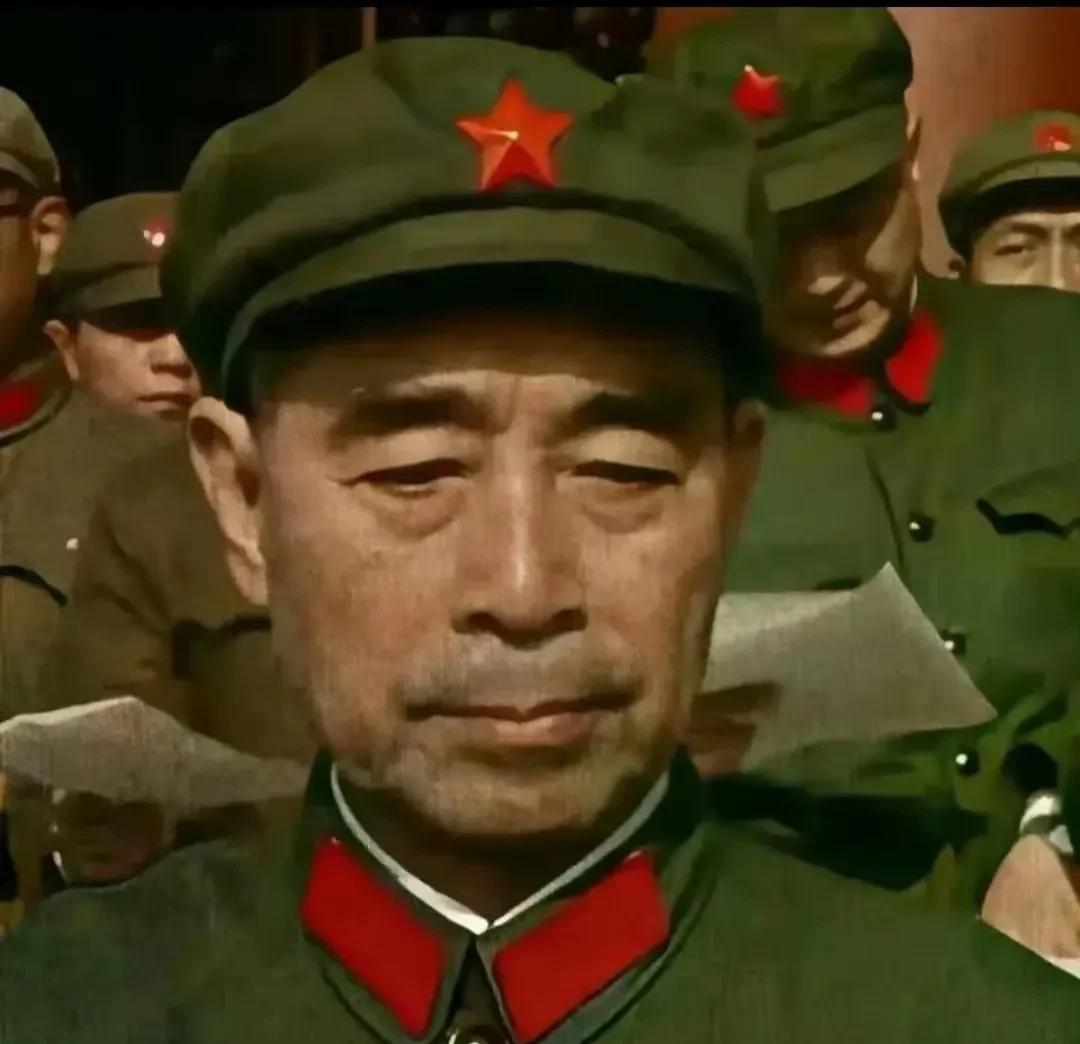 《深切缅怀周总理》
我们怀着一颗无比崇敬、满溢着敬仰与爱戴的赤子之心，深切地缅怀