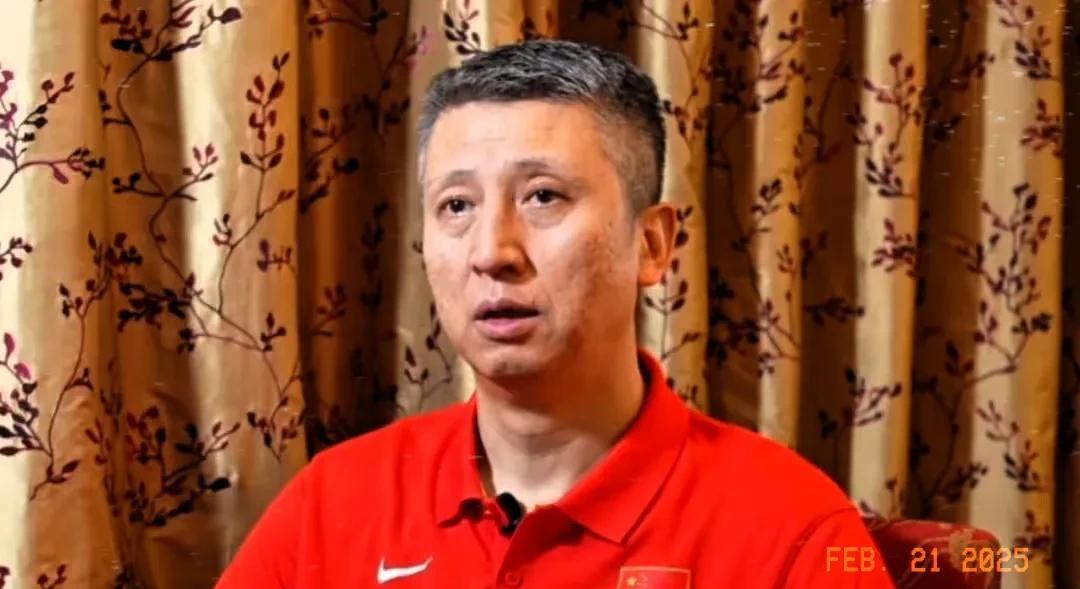 狂胜日本后，郭士强透露男篮还要补强，归化对象已经有初步眉目！郭士强提出归化球员要