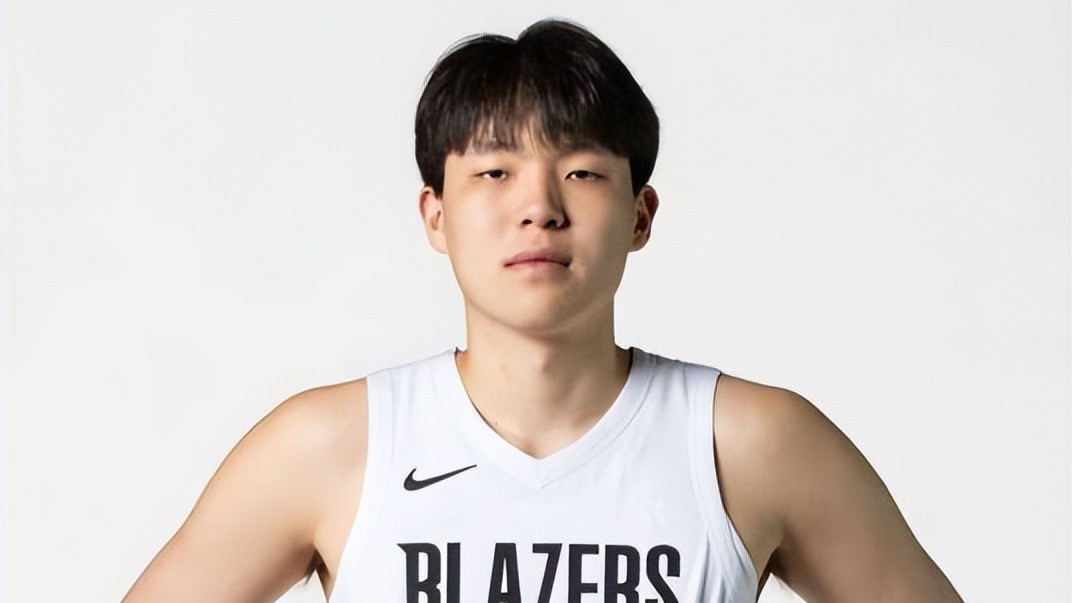 目前都没有得到重用，这几位NBA菜鸟内线谁能先熬出头呢？