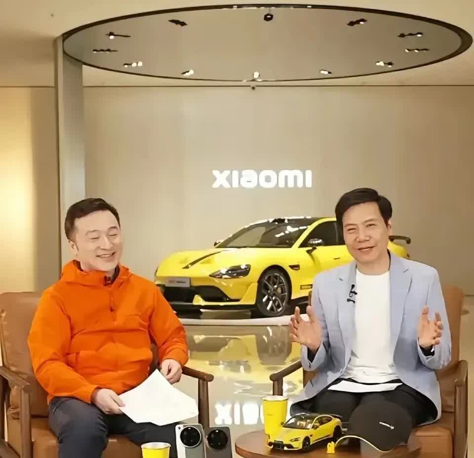 雷军没想到小米的车会这么火，最开始董事会只批准了650亿做汽车，董事会认为汽车这