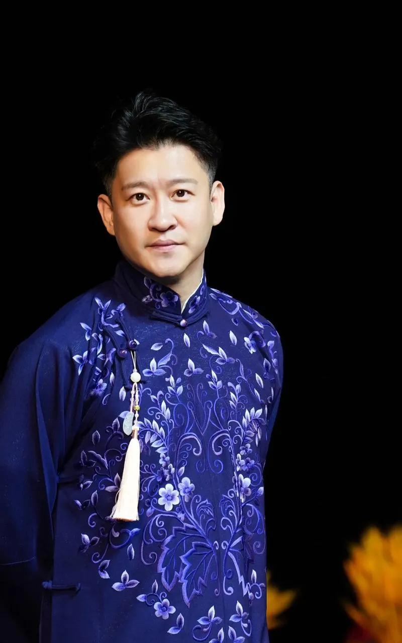 曹云金又整新活儿啦！他高调宣称要给全国相声演员搭建一个大平台，说要把相声的星星之