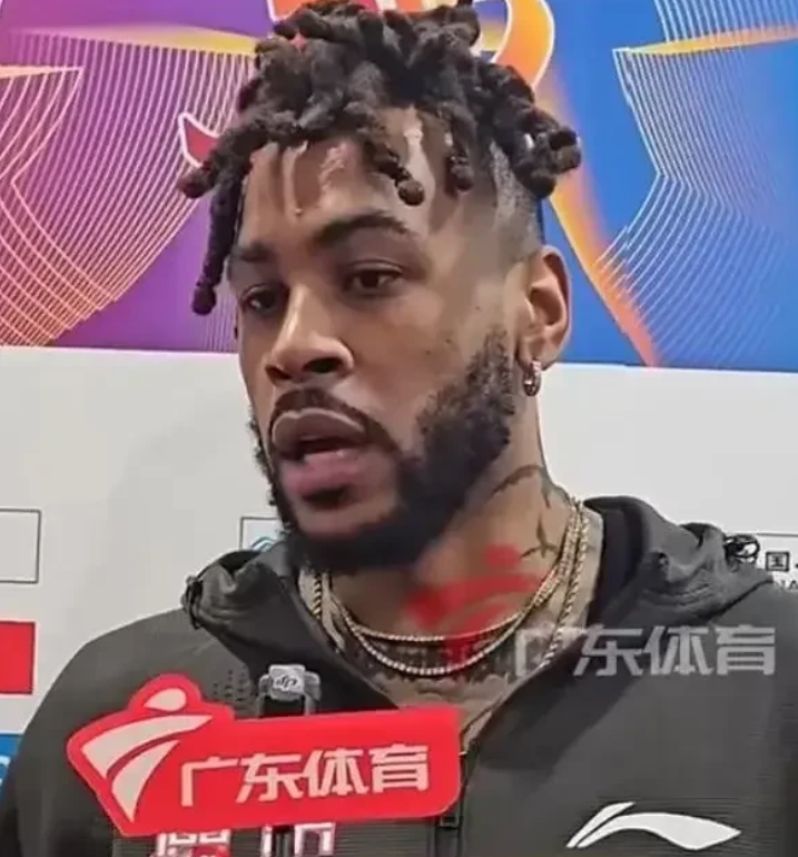 莫兰德:我很想一直留在这里，也想再来一次三连冠，威姆斯就是我的榜样。

莫兰德再