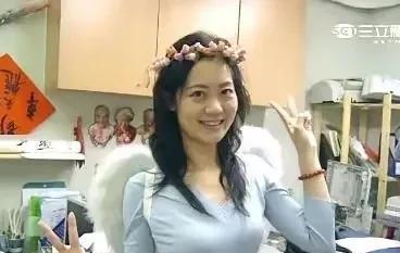 没想到，年轻时那么一个清纯的女孩，从政后变成张牙舞爪，嚣张跋扈，胡说八道的“吴造