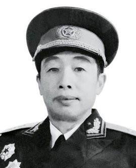 谁是毛主席的高参？伟人：古有孙子，今有郭子，他的水平不亚于我。他是毛泽东身边的高
