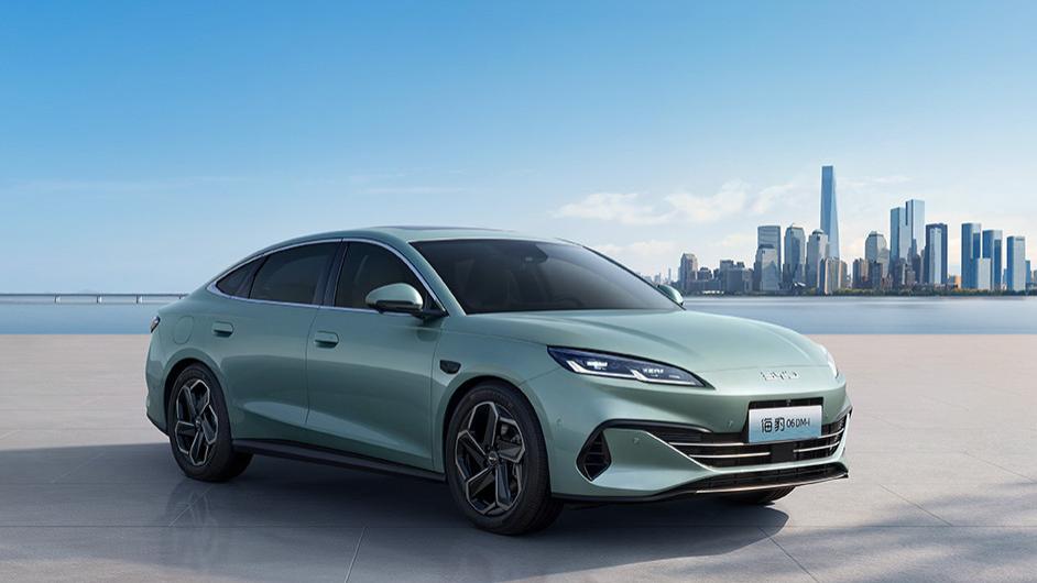 比亚迪加推4款大电池DM-i车型，210km纯电续航重塑10万级插混市场格局