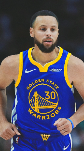 今天库里打的真好，太合理了，这个赛季库里的突破篮下命中率好像很高啊，真是越老越厉