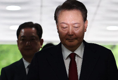 尹锡悦噩耗传来！

当地时间 7 月 19 日，韩国内乱特别检查组给他列了一长串