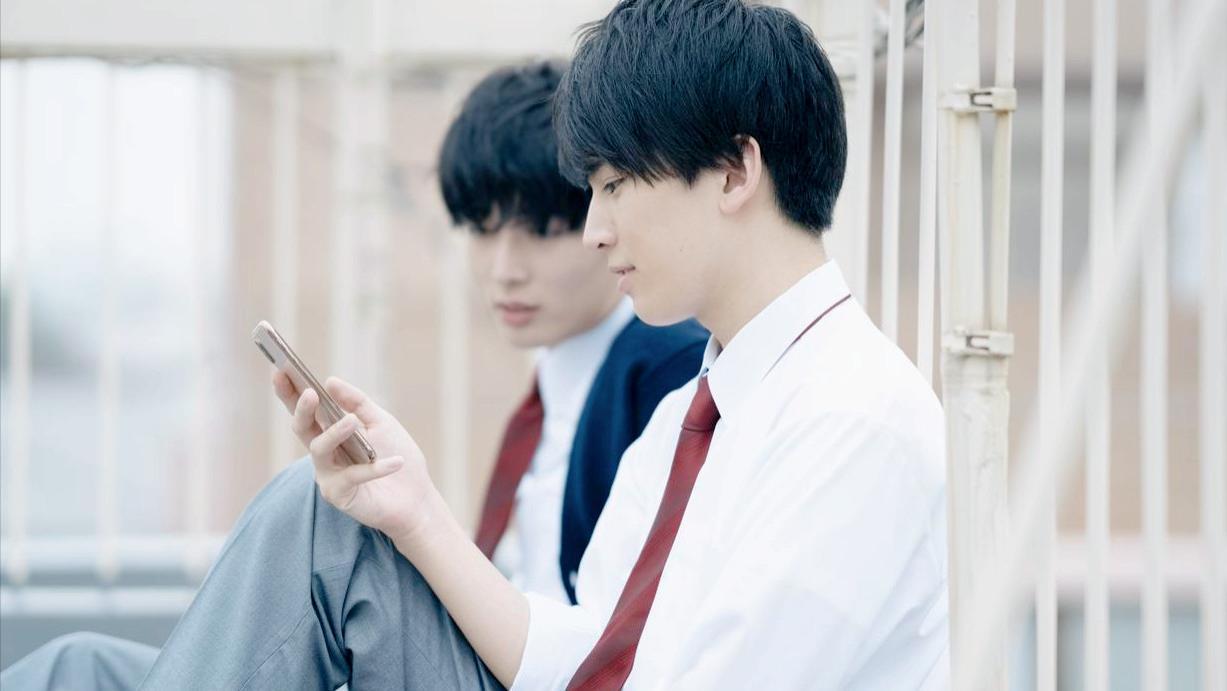 注意啦！男人最掉价行为不是常见那些，而是自我感动等这些