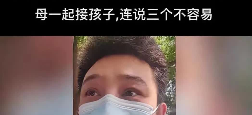 59岁孙涛藏不住的骄傲！近日在朋友聚会上被问及女儿高考成绩，这位小品演员瞬间笑开