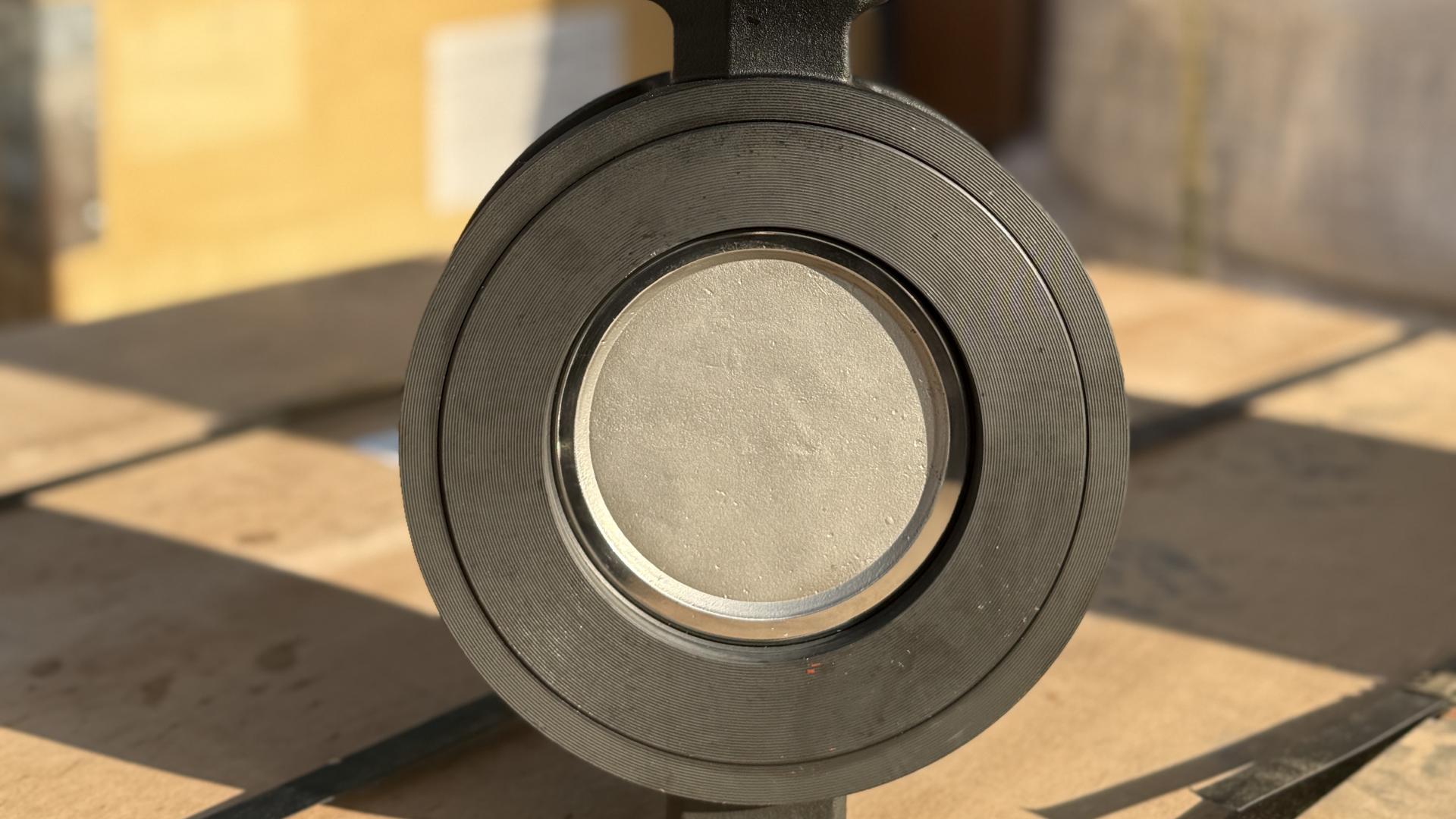 碳钢高性能蝶阀为何能扛住600℃高温？