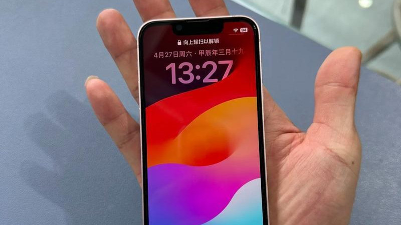 苹果做出妥协？iPhone17系列5.7英寸机型曝光，“小屏党”的狂喜